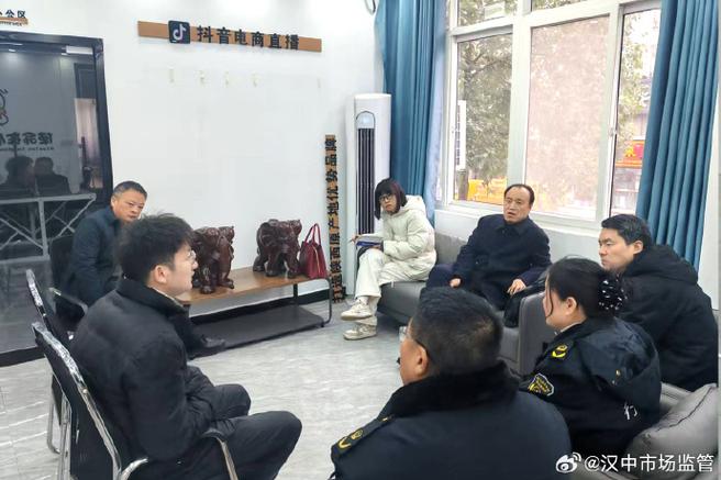 使用加濕器防止過敏提高室內(nèi)空氣濕度